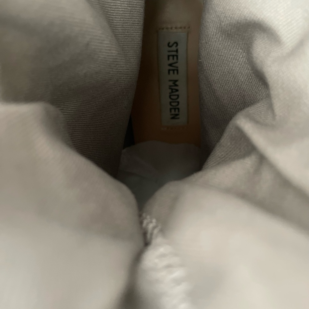 Steve Madden Light Gray Boots